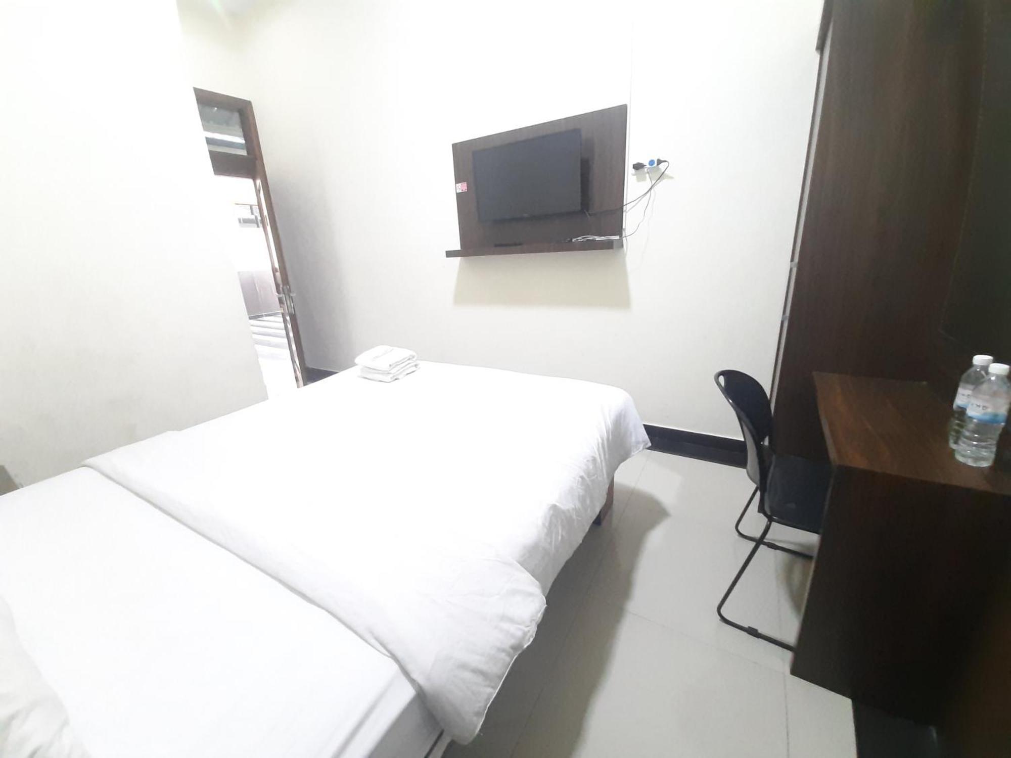 Urbanview Alfiya Hotel Lampung Bandar Lampung Ngoại thất bức ảnh