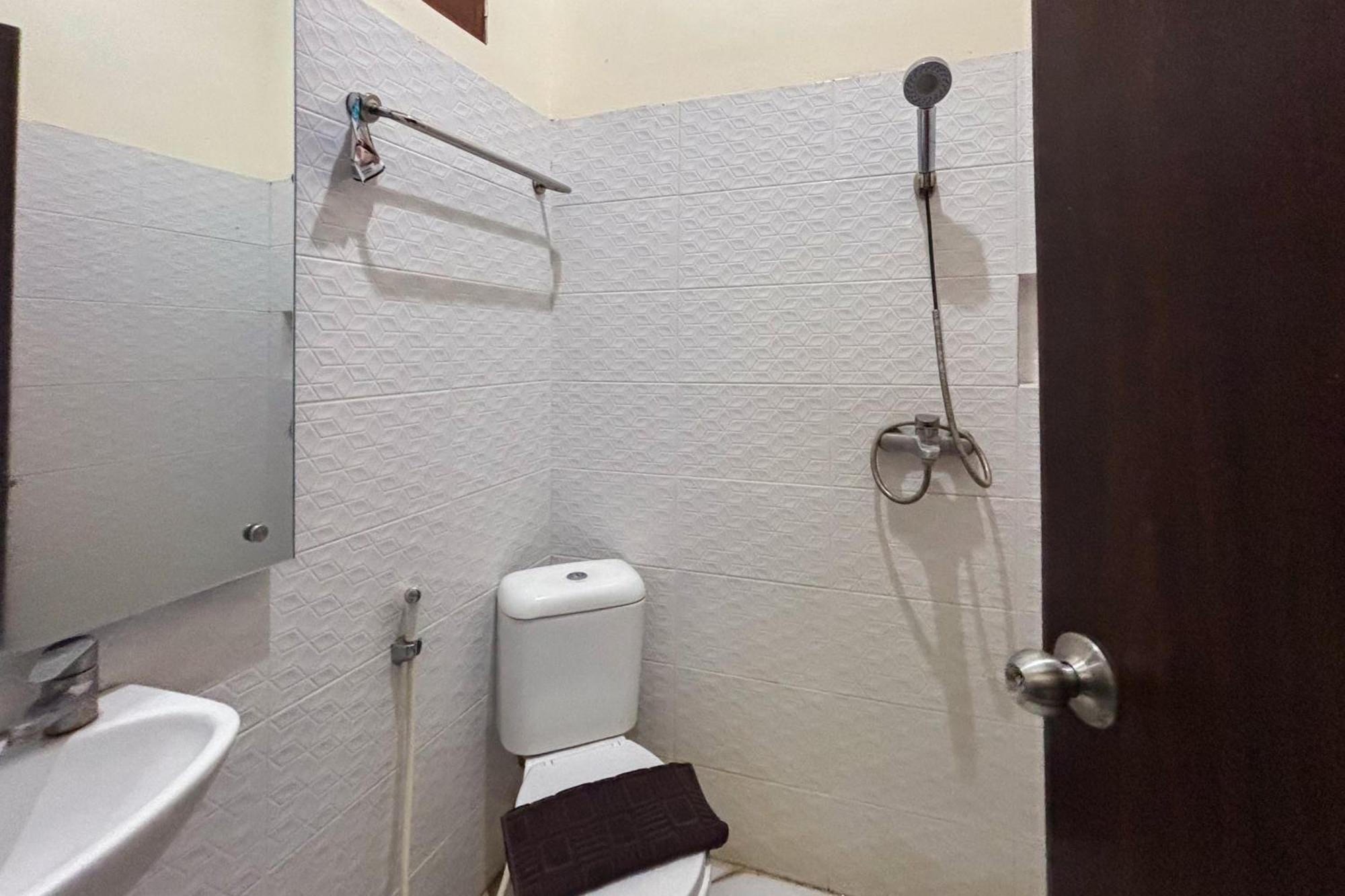 Urbanview Alfiya Hotel Lampung Bandar Lampung Ngoại thất bức ảnh
