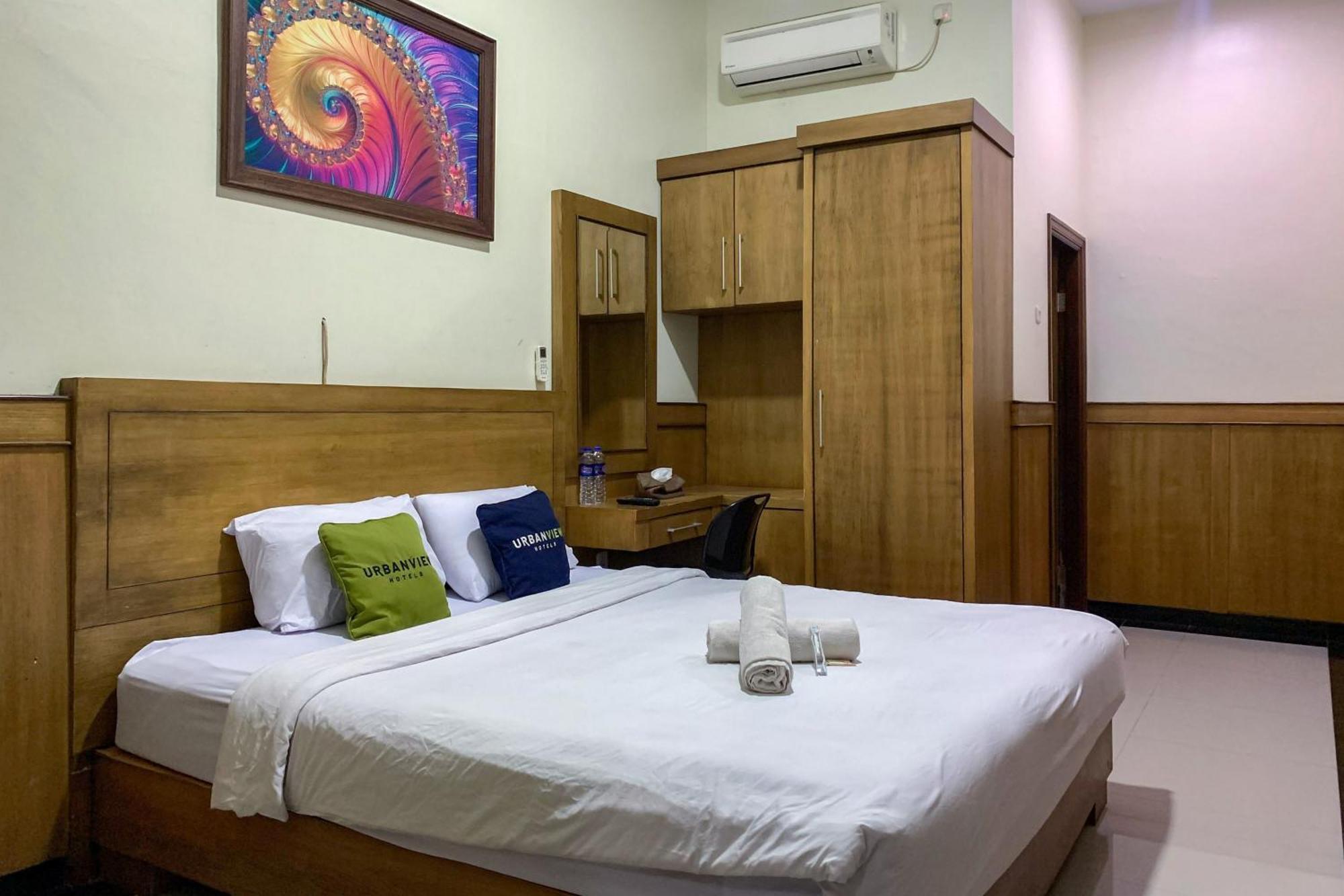 Urbanview Alfiya Hotel Lampung Bandar Lampung Ngoại thất bức ảnh
